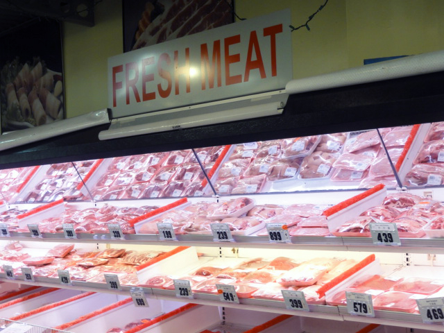 Free Range Chicken, Beef, Pork, Lamb, and Duck ready for your Hot Pot. You can find all of them between our BBQ and Live Seafood Deparments